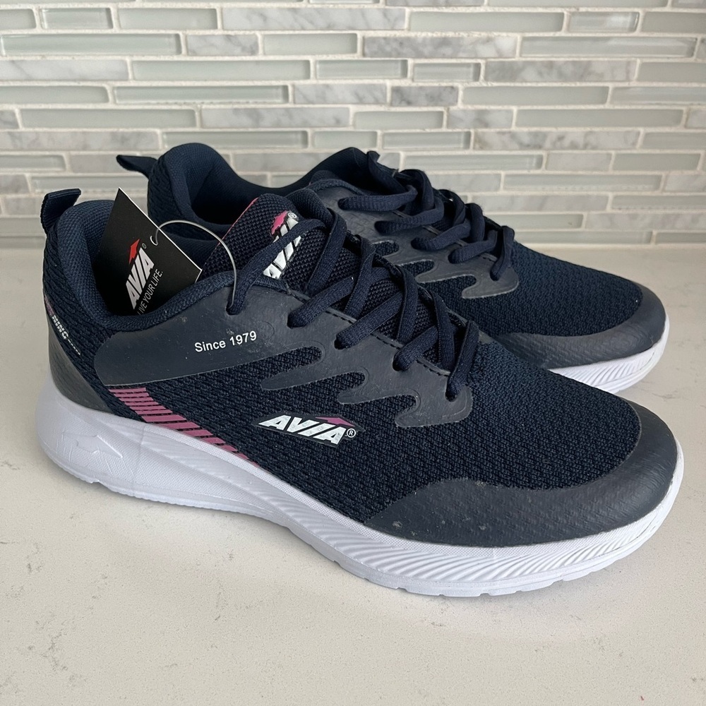 NWT Avia Avi-Darf Women’s Sneakers